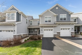 5 Blazingstar Way, Hackettstown, NJ 07840
