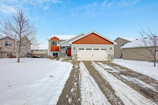 507 Moline Loop NW, Isanti, MN 55040