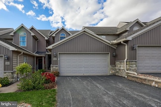 83 Fieldcrest Ln, Ephrata, PA 17522