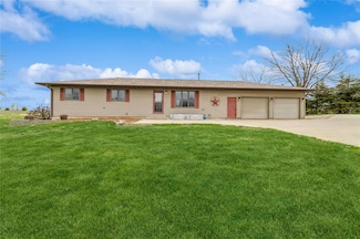 11759 Angle Rd, Ottumwa, IA 52501