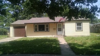 324 Sweezy St, Halstead, KS 67056