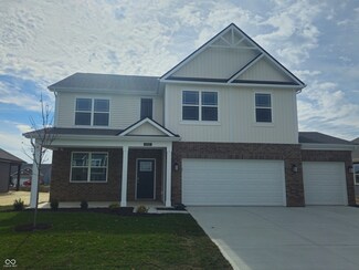 6221 Madera Dr, Whitestown, IN 46075