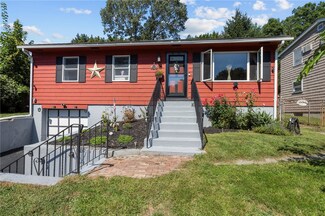 16 Gerald Ave, Coventry, RI 02816