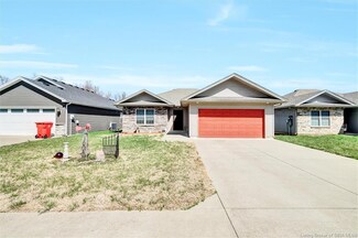 2209 Woodland Dr, Jeffersonville, IN 47130
