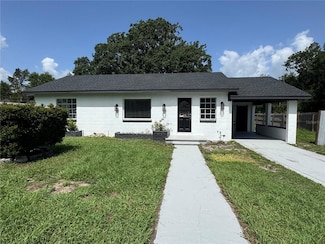 793 N Kentucky Ave, Umatilla, FL 32784