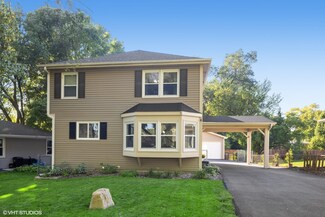 0N376 Farwell St, Wheaton, IL 60187