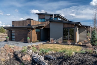 22993 Ghost Tree Ln, Bend, OR 97701