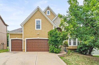 14304 Robinson St, Overland Park, KS 66223