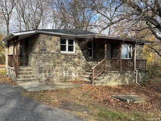 177 Riley Rd, New Windsor, NY 12553