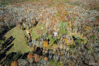 6827 Wayne 505, Greenville, MO 63944