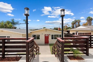 9326 Emerald Grove Ave, Lakeside, CA 92040