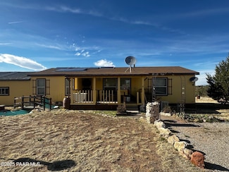 45100 Heavenly Hills Dr, Seligman, AZ 86337