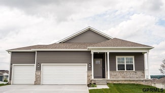 13002 S 66th Ave, Papillion, NE 68133