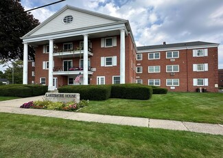 1249 Lakeshore Dr Unit 225, Muskegon, MI 49441