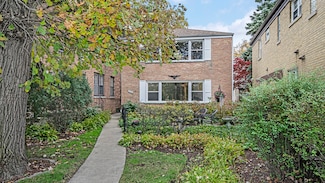 3046 Central St Unit 1, Evanston, IL 60201