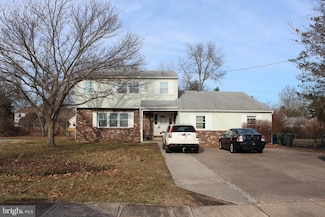 111 Franklin Rd, Glassboro, NJ 08028