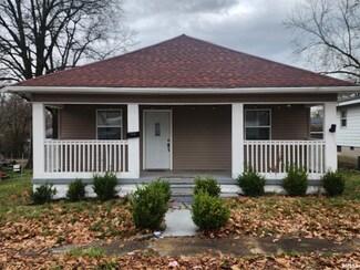 2116 1st St, Eldorado, IL 62930