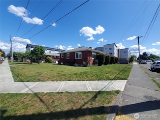 7003 S D St, Tacoma, WA 98408