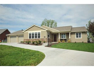 40 Sulky Manor Ln, Meadowlands, PA 15347
