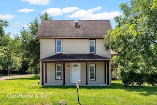 36505 Bismark Rd, New Boston, MI 48164