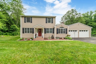 55 Pinesbridge Rd, Oxford, CT 06478