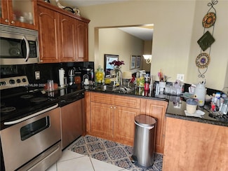8260 NW 10th St Unit 2, Miami, FL 33126
