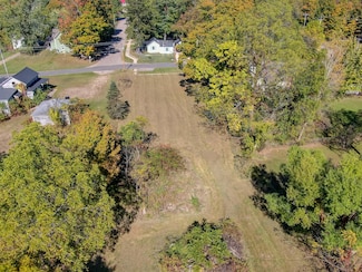 402 E Walnut St, Bloomingdale, MI 49026