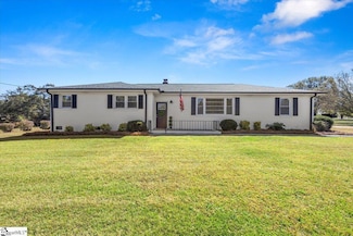 300 Elm Dr, Mauldin, SC 29662