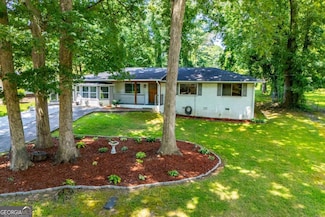 2057 Terry Ln, Douglasville, GA 30135