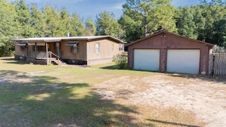 5535 Barcelona St, Milton, FL 32571