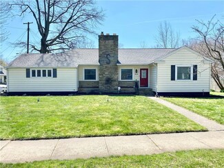 2210 Walnut Blvd, Ashtabula, OH 44004