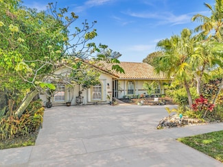 498 Oregon Ln, Boca Raton, FL 33487