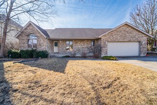 1805 Jared Dr, Crest Hill, IL 60403
