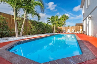 3865 NW 1st Place, Deerfield Beach, FL 33442