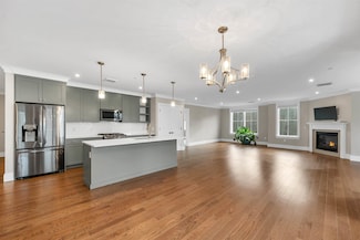 7 Willey Creek Rd Unit 208, Exeter, NH 03833