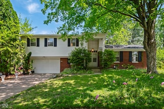 8227 Hoover Ln, Indianapolis, IN 46260