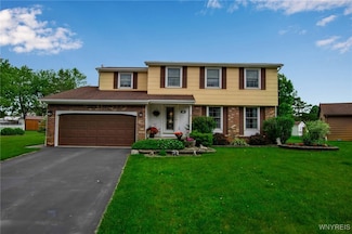 12 Idlebrook Ct, Lancaster, NY 14086