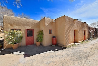 1 Paseo de Peralta Unit A+B, Santa Fe, NM 87501