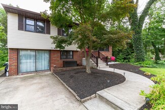 315 Saint James Ave, Merchantville, NJ 08109