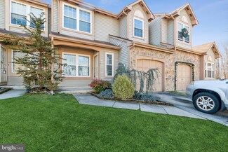 14 Eddlewood Place, Mount Laurel, NJ 08054