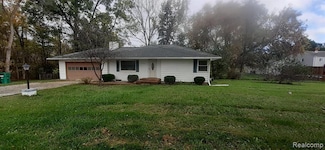 6184 Flushing Rd, Flushing, MI 48433