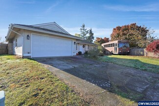 4761 Burlwood Loop SE, Salem, OR 97317