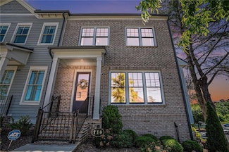 710 Elmwood Way, Roswell, GA 30075