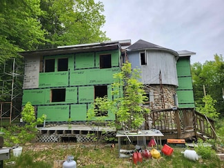 34 New Rd, Weare, NH 03281