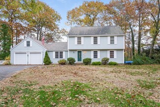 215 Bolton Rd, Lancaster, MA 01523