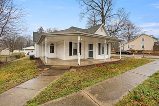 507 N First St, Pierceton, IN 46562