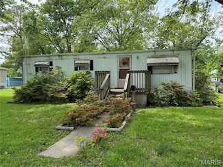802 S Borders Ave, Marissa, IL 62257