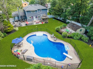 16 Bridge Ct, Jackson, NJ 08527