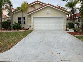 17691 SW 4th Ct, Pembroke Pines, FL 33029