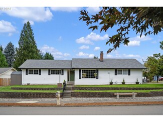904 NE 126th St, Vancouver, WA 98685